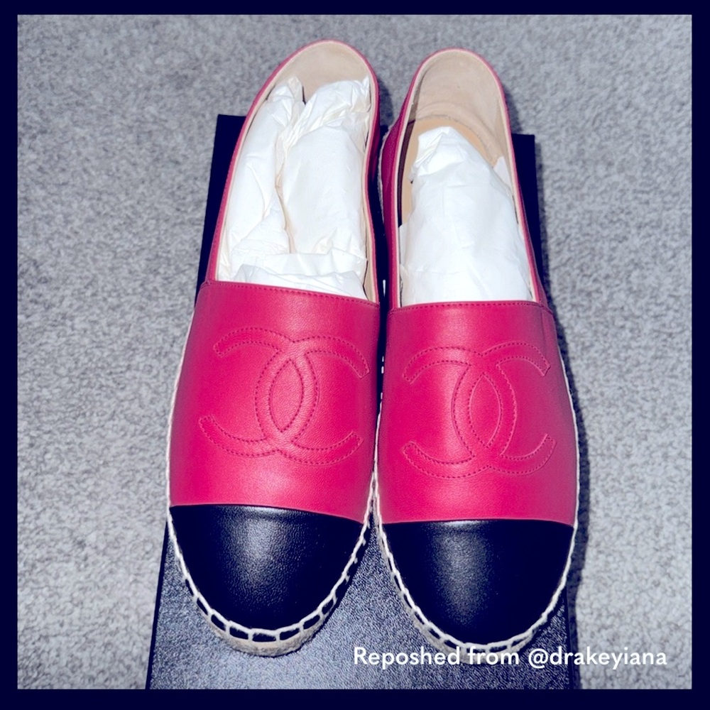CHANEL Pink and Black Leather Espadrilles